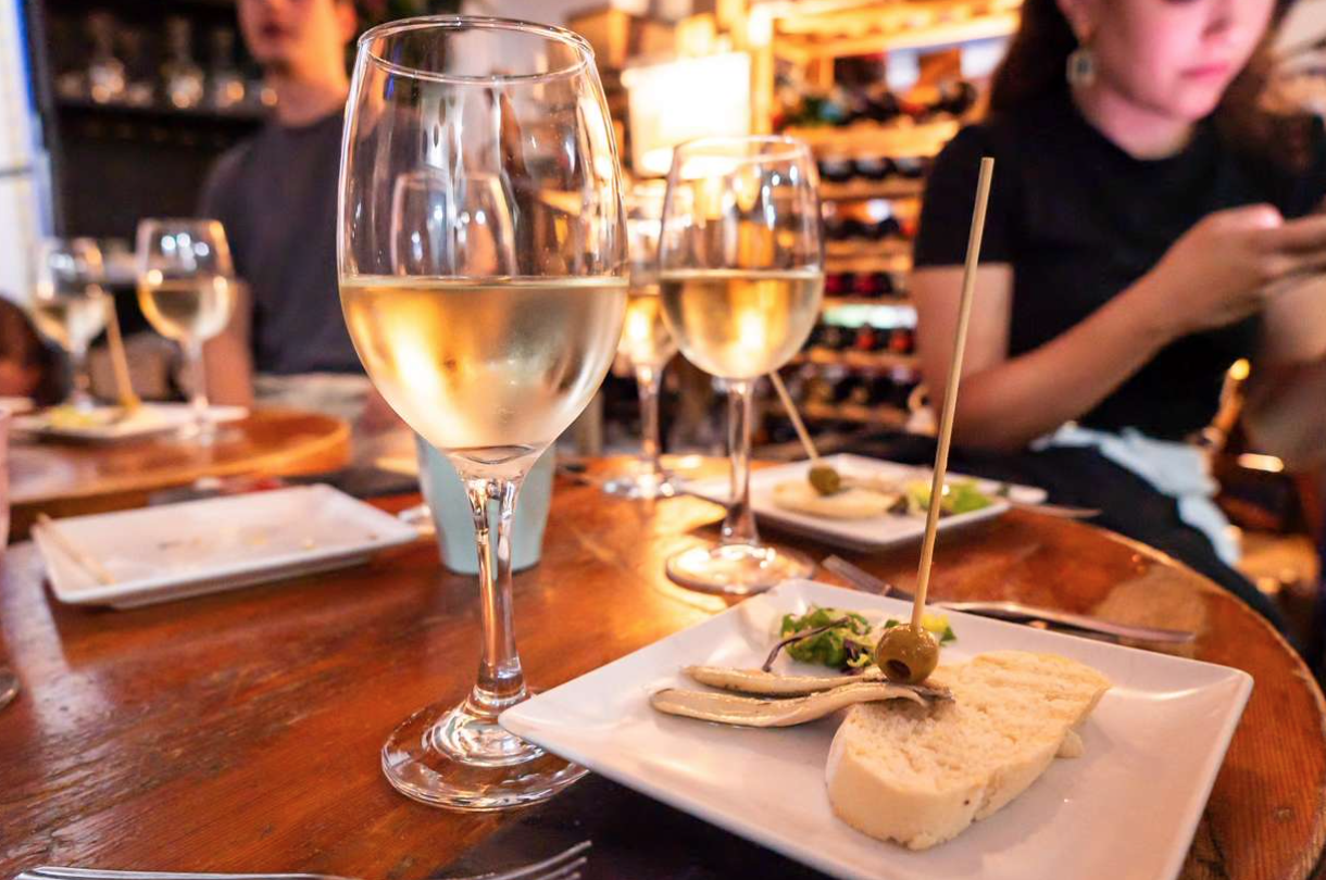 Málaga tapas & wine tour